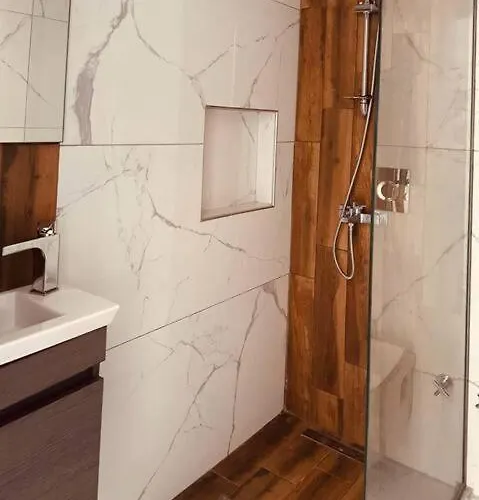 Mckenziegold 59, Luxury 2-bedroom By Myguest Cyprus Apartmán