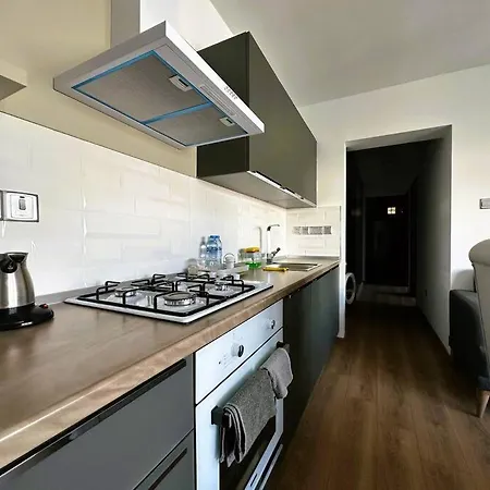 Mckenziegold 59, Luxury 2-bedroom By Myguest Cyprus 아파트 *