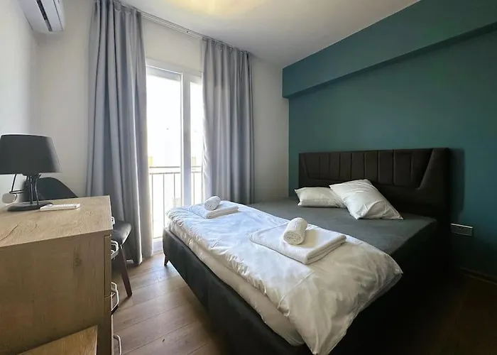 Mckenziegold 59, Luxury 2-bedroom By Myguest Cyprus *